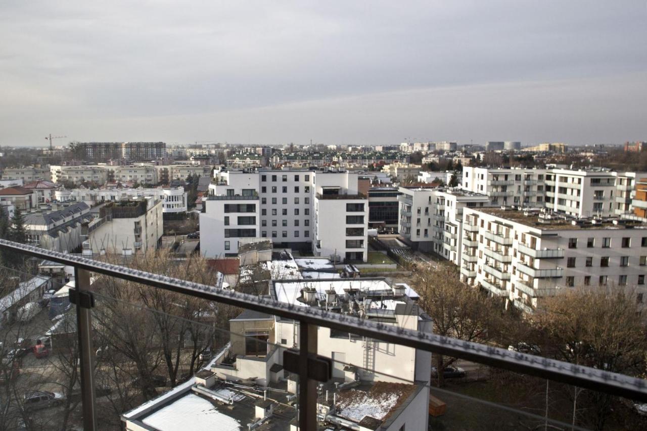 Triton Park Accommodation By P&O Serviced Apartments Warsawa Bagian luar foto