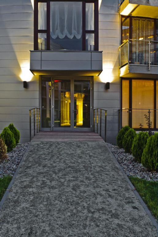 Triton Park Accommodation By P&O Serviced Apartments Warsawa Bagian luar foto